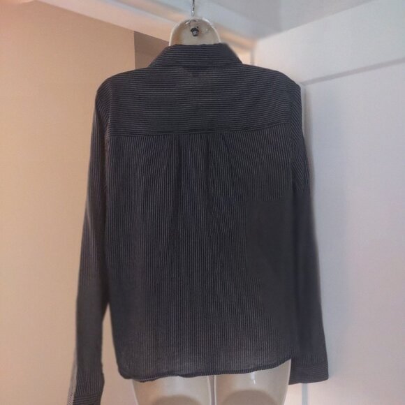 Max Studio Pinstripe Appliqué Button-Up Shirt - Size MEDIUM - Picture 7 of 8